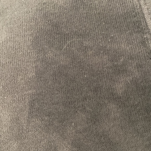 New Arden’s grey tie dye crewneck. - Picture 2 of 4